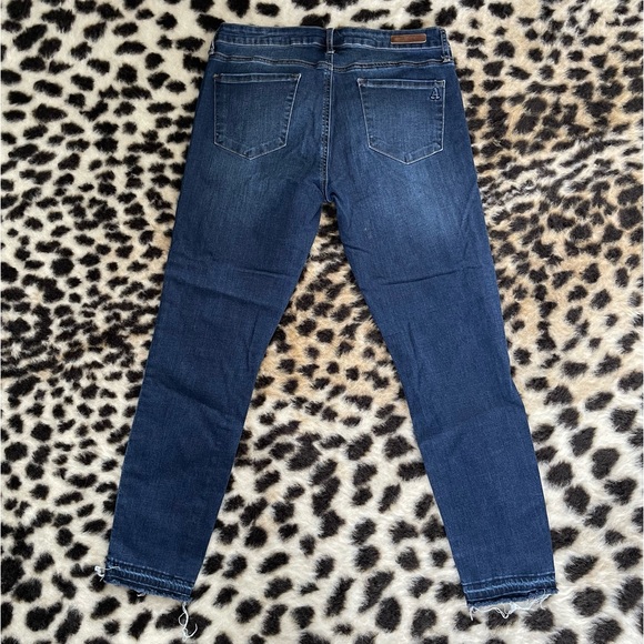 Articles of Society Skinny Jeans with Raw Edge Hem - Picture 3 of 7